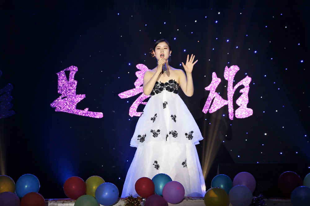 李曼琪3.jpg 李曼琪3.jpg