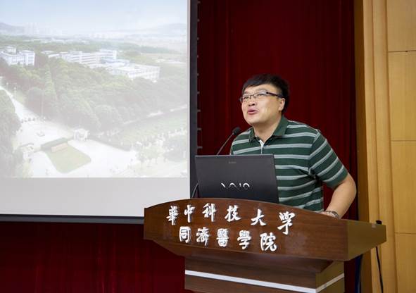 说明: D:\My Documents\院办\临时事务\招生动员大会及新闻图片\招生动员大会及新闻图片\IMG_1909.JPG