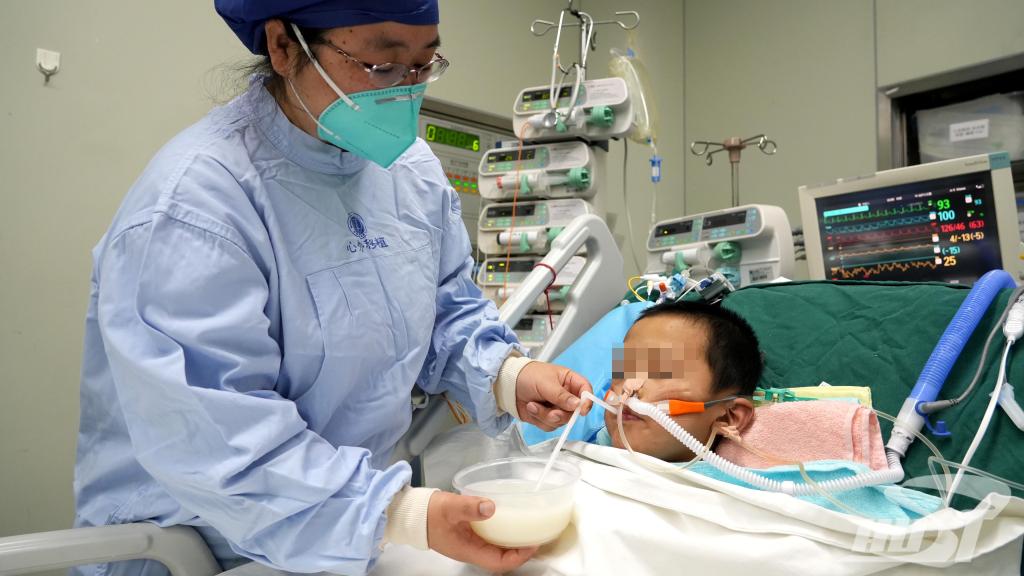 http://news.hust.edu.cn/__local/4/52/31/897E79B3F8EA8DE4754B79284D3_EEB19384_132C6.jpg